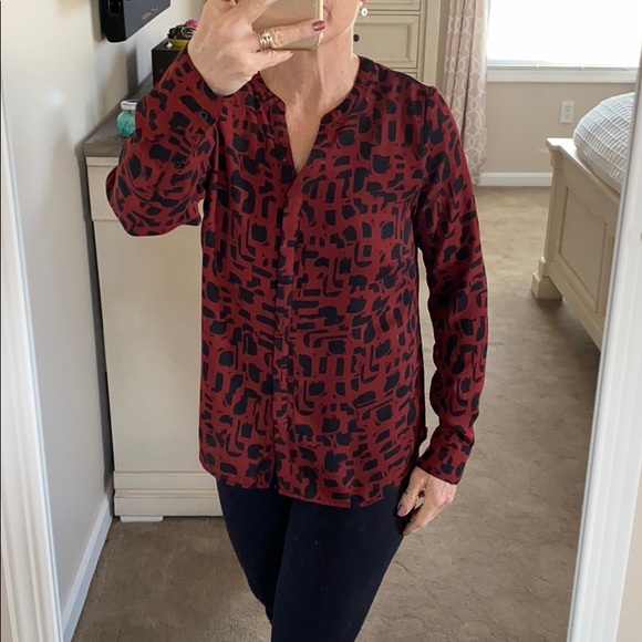 Apt. 9 Tops - Apt 9 button up rust and black blouse